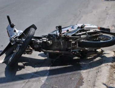 Τροχαίο δυστύχημα με φορτηγό στην Πεντέλη